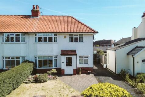 Leamington Road, Ainsdale... 4 bed semi