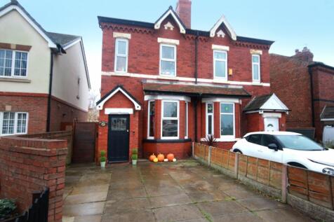 2 bedroom semi-detached house for sale