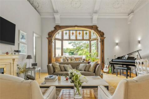 Westcliffe Road, Southport... 3 bed apartment for sale