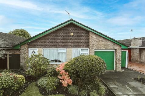 Ovington Drive, Southport... 3 bed bungalow for sale