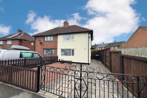 2 bedroom semi-detached house for sale