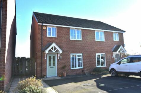 3 bedroom semi-detached house for sale