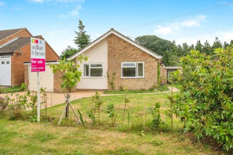 3 bedroom detached bungalow for sale