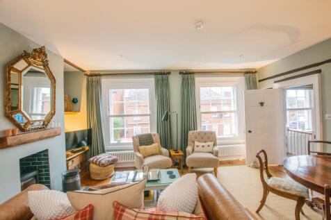 3 bedroom coach house for sale