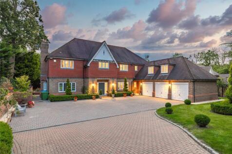 Percival Close, Oxshott, KT22 6 bed detached house for sale