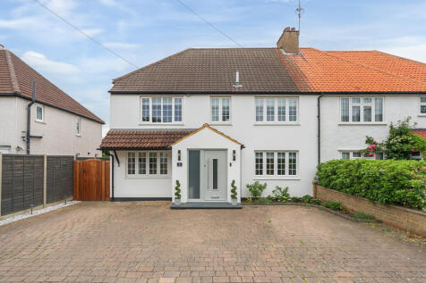 5 bedroom semi-detached house for sale