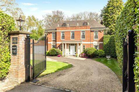 5 bedroom detached house for sale