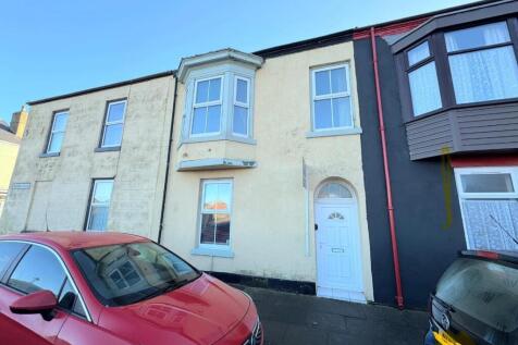Victoria Place, Headland, Hartlepool 3 bed terraced house for sale