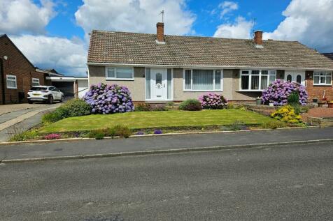 3 bedroom semi-detached bungalow for sale