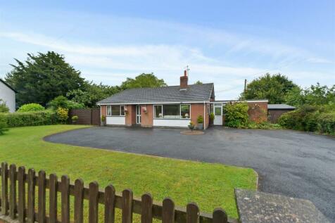 3 bedroom detached bungalow for sale