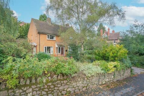 90 Albert Road South, Malvern... 3 bed detached house for sale