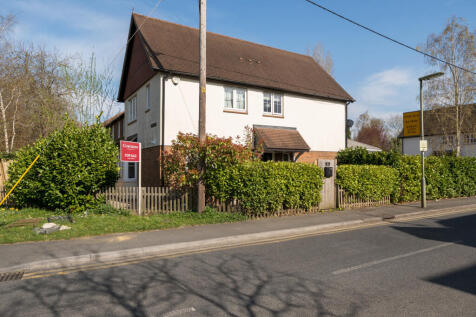 Glaziers Lane, Normandy, Guildford, GU3 4 bed semi