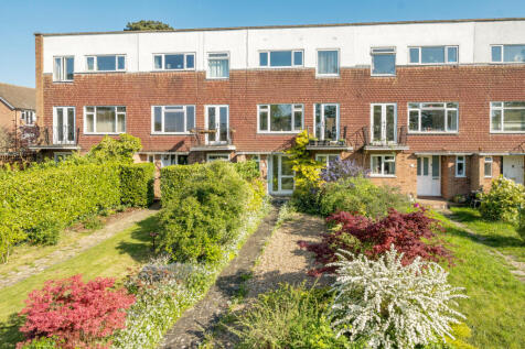 Lindfield Gardens, Guildford, GU1 4 bed townhouse for sale
