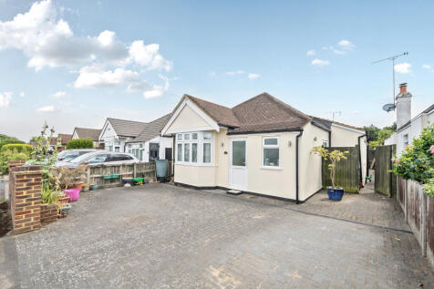 4 bedroom bungalow for sale