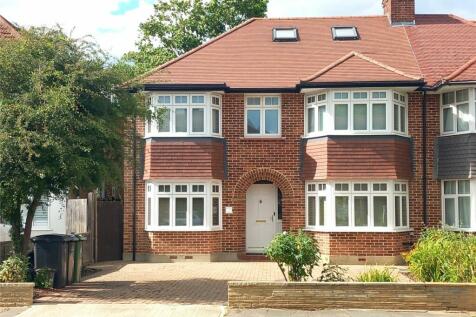 5 bedroom semi-detached house for sale