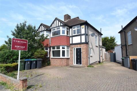 Bargate Close, New Malden, KT3 3 bed semi
