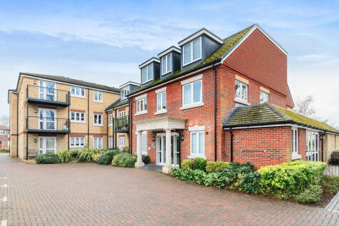 Manygate Lane, Shepperton, TW17 2 bed retirement property for sale