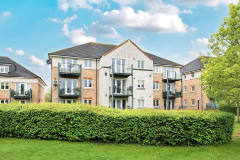Fairwater Drive, Shepperton, TW17 2 bed flat for sale