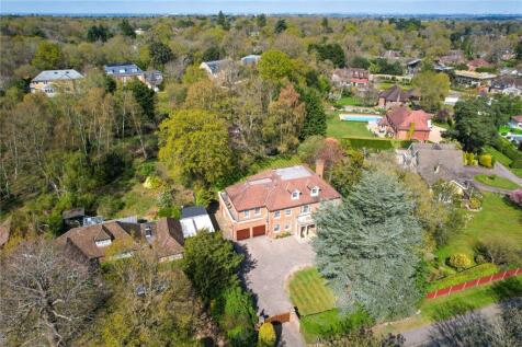 5 bedroom detached house for sale