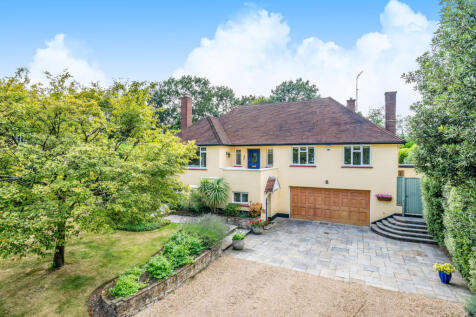 Manor Walk, Weybridge, KT13 5 bed detached house for sale