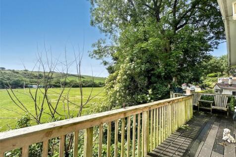2 bedroom detached house for sale
