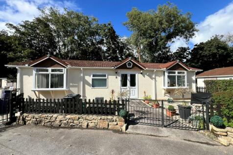 2 bedroom detached house for sale