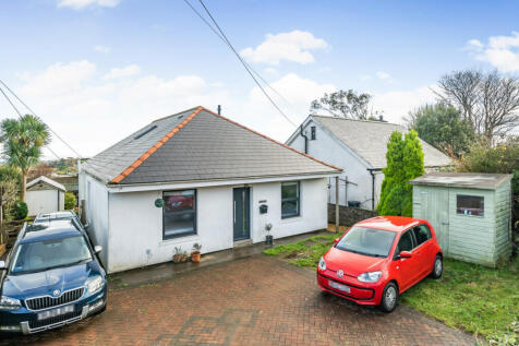 4 bedroom bungalow for sale