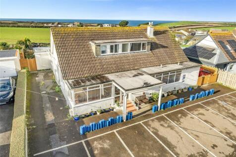 10 bedroom detached house for sale