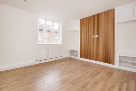 Robert Owen House, London, SW6 3 bed apartment for sale