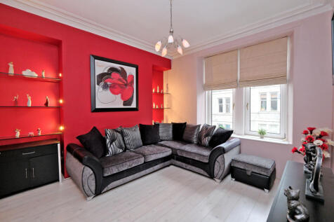13 Wallfield Crescent, Rosemount... 1 bed flat for sale