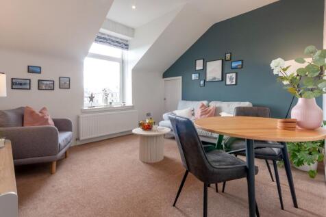 5 Queen Street, Inverurie, AB51 2 bed flat for sale