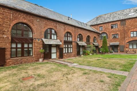 3 bedroom barn conversion for sale