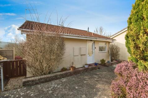 1 bedroom bungalow for sale