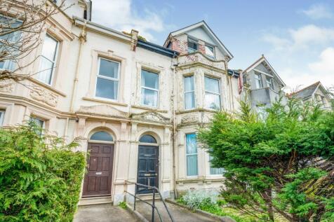 9 bedroom terraced house for sale