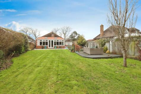 3 bedroom bungalow for sale