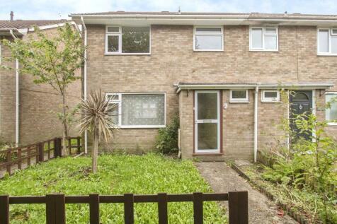 3 bedroom end of terrace house for sale