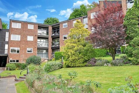 The Spinney, Hertford SG13 1 bed flat for sale