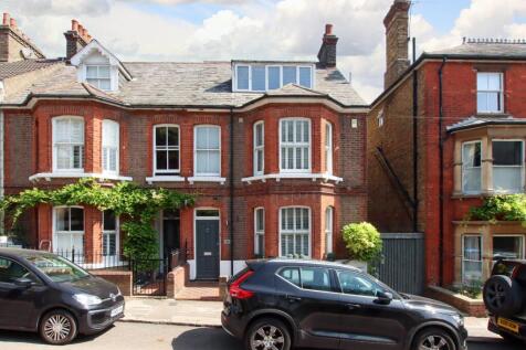 Charles Street, Berkhamsted HP4 5 bed end of terrace house for sale