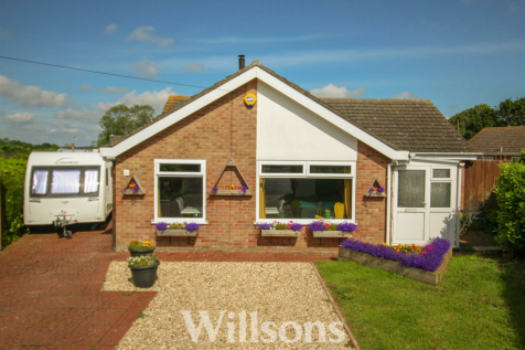 St. Peters Close, Burgh Le Marsh... 3 bed detached bungalow for sale