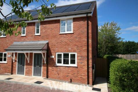 3 bedroom semi-detached house for sale