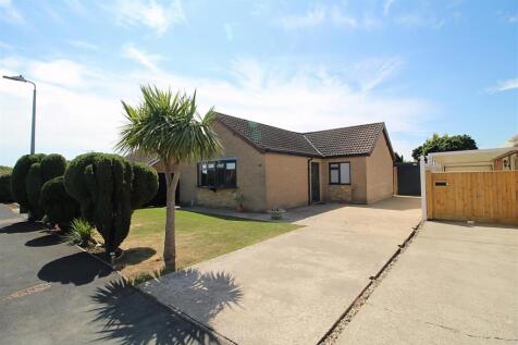 Beaumont Close, Burgh le Marsh, Skegness 3 bed detached bungalow for sale
