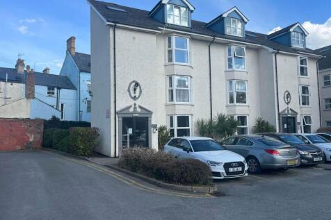 2 bedroom flat for sale