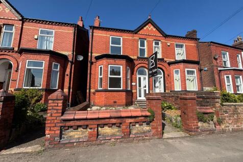 Hazelhurst Road, Manchester M28 3 bed semi