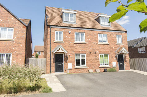 Owen Way, Market Harborough 3 bed semi