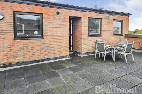 Biggin Hill, Westerham 2 bed apartment for sale