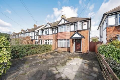 Tudor Drive, Kingston Upon Thames, KT2 3 bed semi
