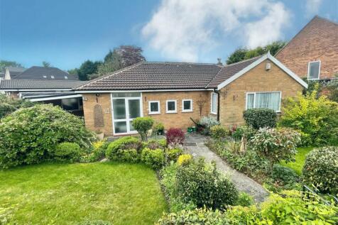 2 bedroom detached bungalow for sale