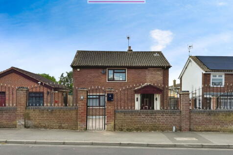Neal Road, West Kingsdown, Sevenoaks... 3 bed detached house for sale