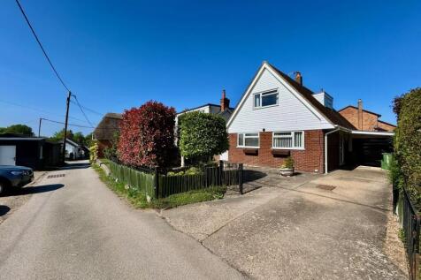 The Gardens, Adstock, Buckingham, MK18 3 bed detached house for sale