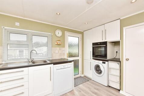 2 bedroom park home for sale